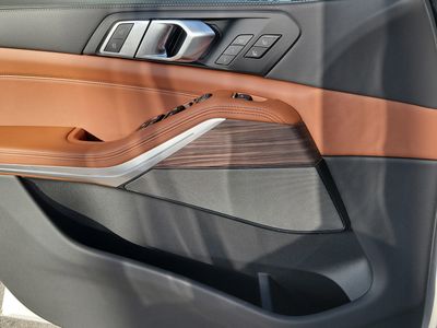 2026 BMW X5 — photo 16 view