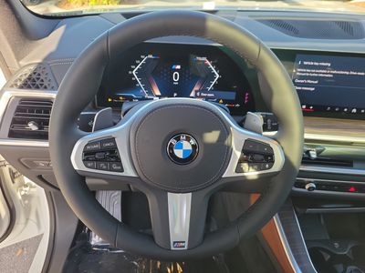 2026 BMW X5 — photo 18 view