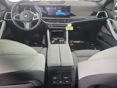 2027 BMW X6 - Photo 14