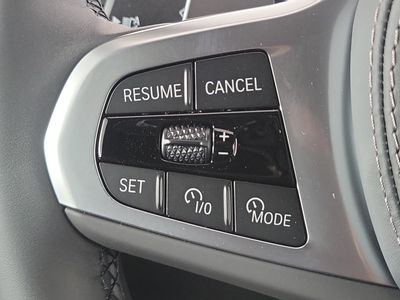 2027 BMW X6 - Photo 25