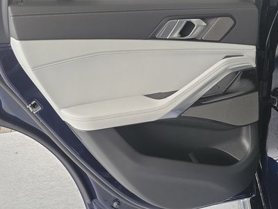 2027 BMW X6 - Photo 10
