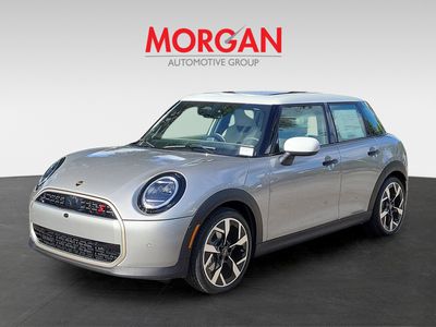 2026 MINI Hardtop 4 Door - Photo 2