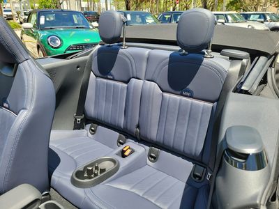 2026 MINI Convertible - Photo 13