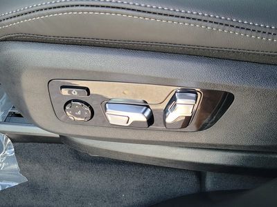 2026 BMW X5 - Photo 15