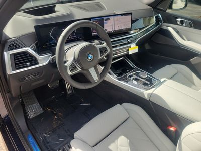 2026 BMW X5 — photo 21 view