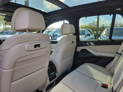 2026 BMW X5 — photo 11 view
