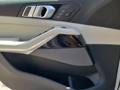 2026 BMW X5 — photo 18 view