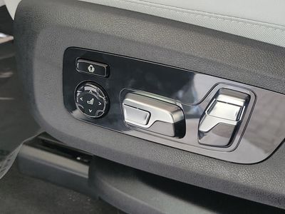 2026 BMW X5 - Photo 24