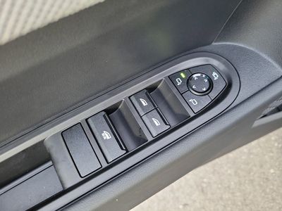 2026 MINI Convertible - Photo 15