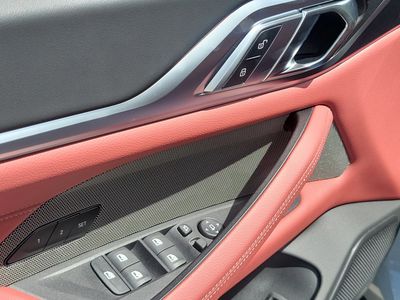 2026 BMW i4 - Photo 18