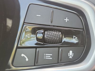 2026 BMW i4 - Photo 26
