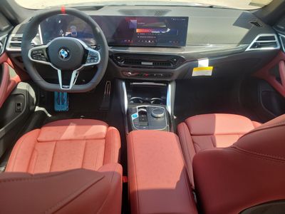 2026 BMW i4 - Photo 14