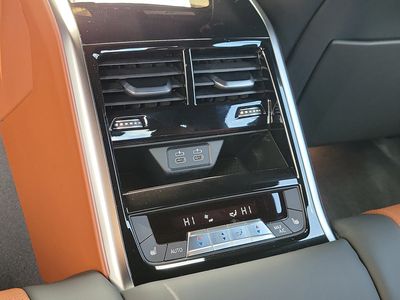2026 BMW 8 Series - Photo 11