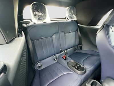 2026 MINI Convertible - Photo 20