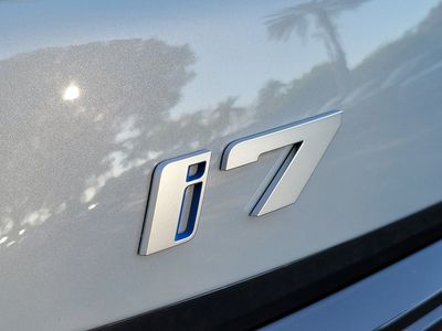 2026 BMW i7 - Photo 7