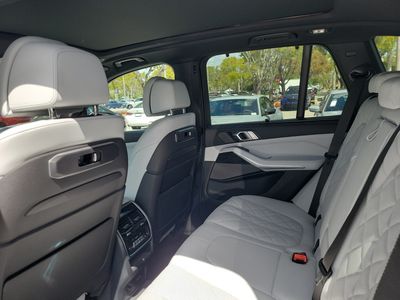 2026 BMW X5 - Photo 10