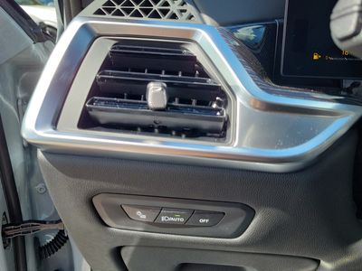 2026 BMW X5 - Photo 18
