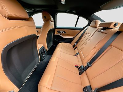 2025 BMW 3 Series - Photo 22