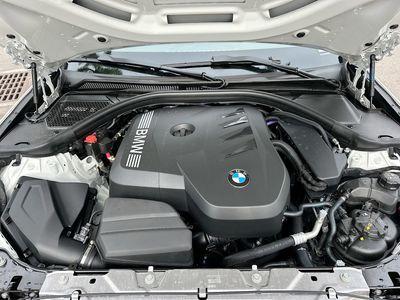 2025 BMW 3 Series - Photo 27