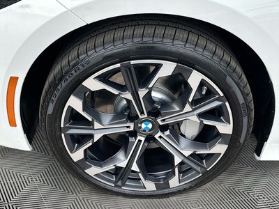 2025 BMW 3 Series - Photo 28