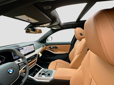 2025 BMW 3 Series - Photo 17