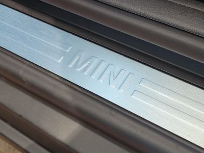 2026 MINI Convertible - Photo 19