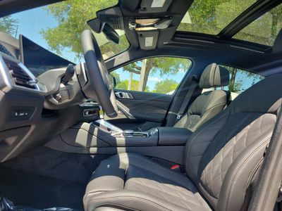 2027 BMW X6 - Photo 21