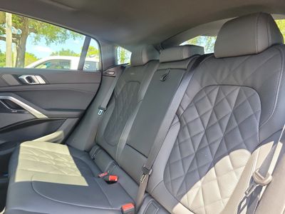 2027 BMW X6 - Photo 11