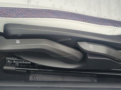 2026 MINI Convertible - Photo 21