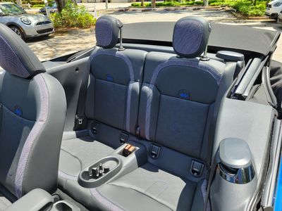 2026 MINI Convertible - Photo 12
