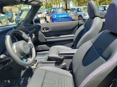 2026 MINI Convertible - Photo 9