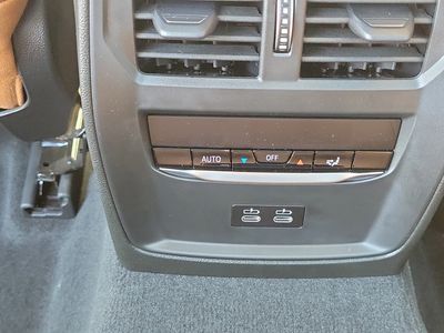 2026 BMW 3 Series - Photo 16