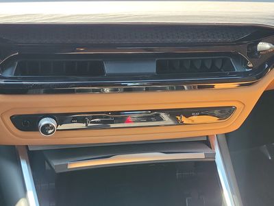 2026 BMW 3 Series - Photo 30