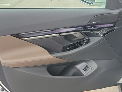 2027 BMW 5 Series - Photo 17