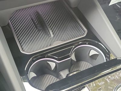 2027 BMW 5 Series - Photo 29