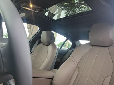 2027 BMW 5 Series - Photo 21