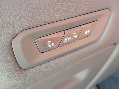 2026 BMW X5 — photo 25 view