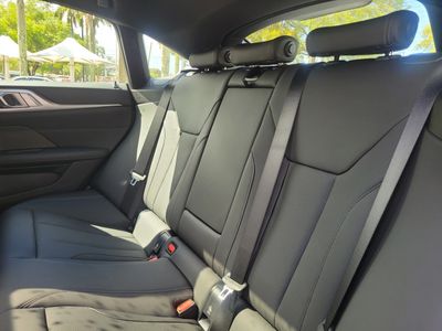 2026 BMW i4 - Photo 11