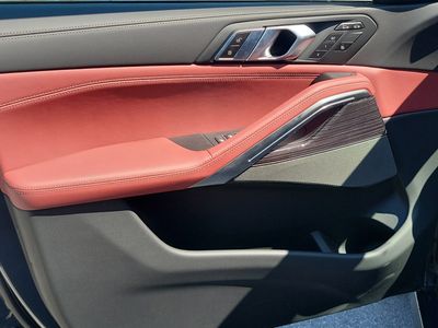 2027 BMW X6 - Photo 17