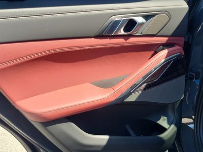 2027 BMW X6 - Photo 10