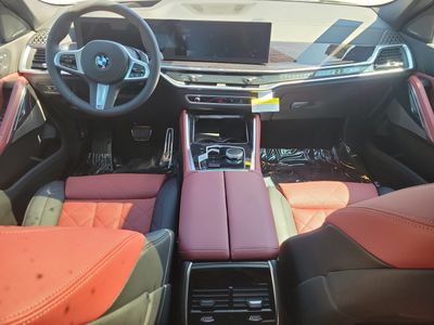 2027 BMW X6 - Photo 14