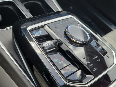 2026 BMW i7 - Photo 23