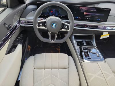 2026 BMW i7 - Photo 8
