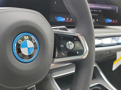 2026 BMW i7 - Photo 19
