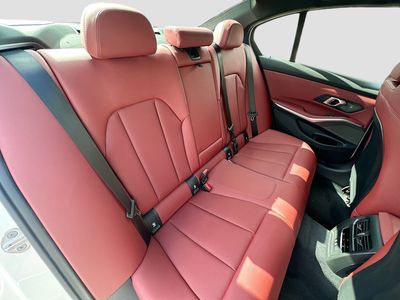 2026 BMW 3 Series - Photo 22