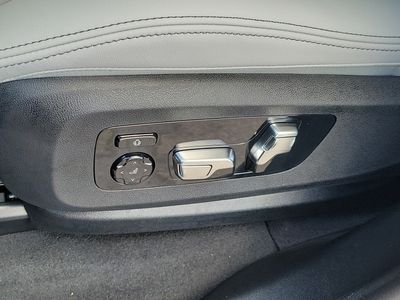 2026 BMW X5 - Photo 15