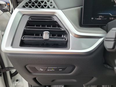 2026 BMW X5 - Photo 18