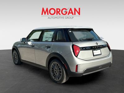 2026 MINI Hardtop 4 Door - Photo 4