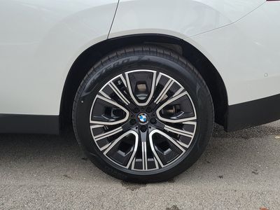 2026 BMW X3 — photo 9 view