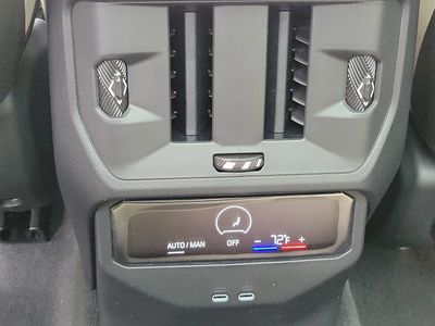 2026 BMW X3 — photo 14 view